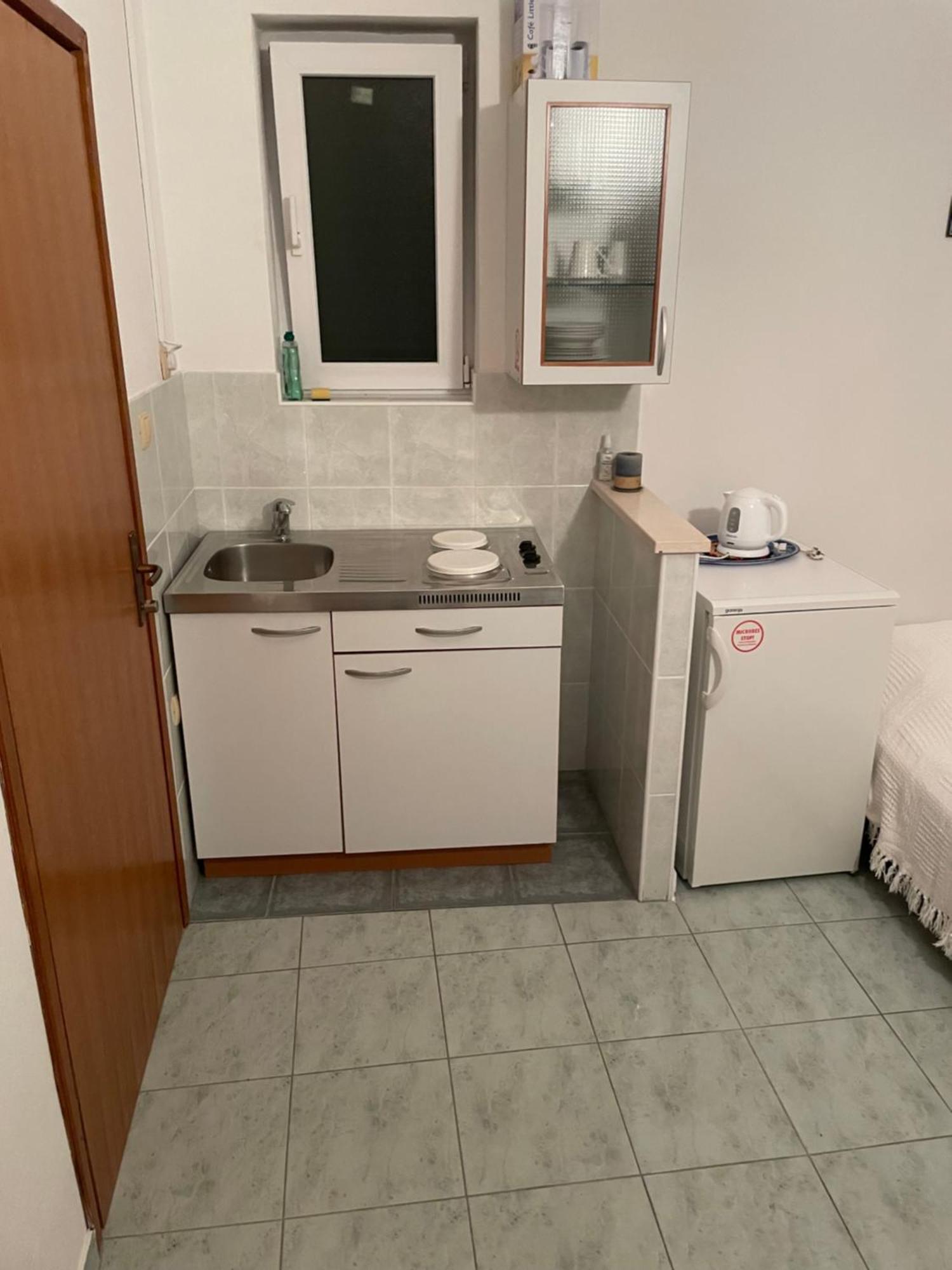 Apartments Visnjic Zaboric Ngoại thất bức ảnh